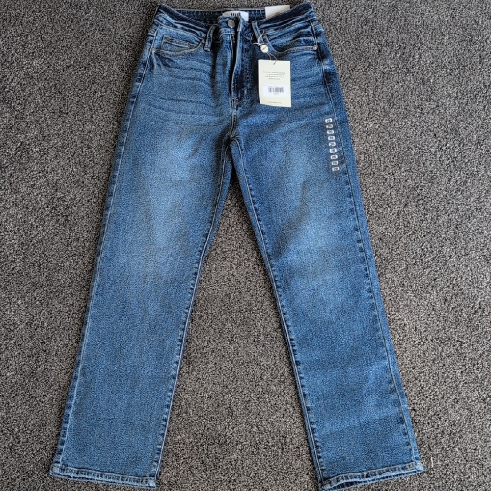 Stylish Blue Straight Leg Women's Jeans